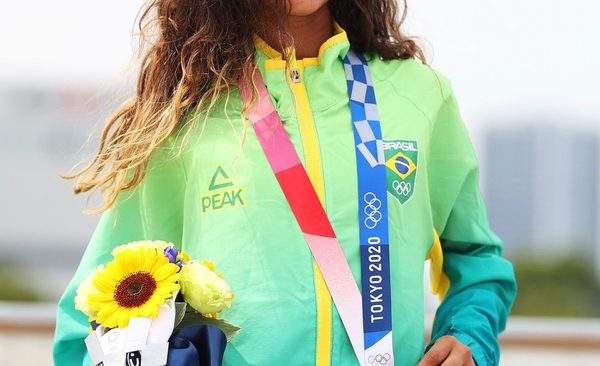 La niña de 13 años que regaló a Brasil una medalla