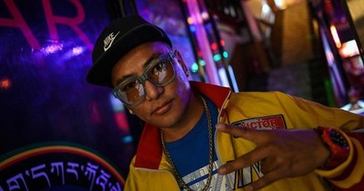 La Nación / Un rapero tibetano entona rimas kármicas