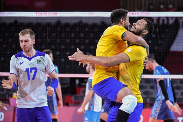 Tokio 2020: Remontada épica de Brasil para evitar la hazaña de Argentina en voleibol