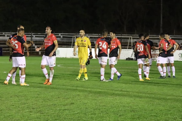 River puntero del Clausura: “Disfrutamos del momento, pero con los pies sobre la tierra” - Megacadena — Últimas Noticias de Paraguay