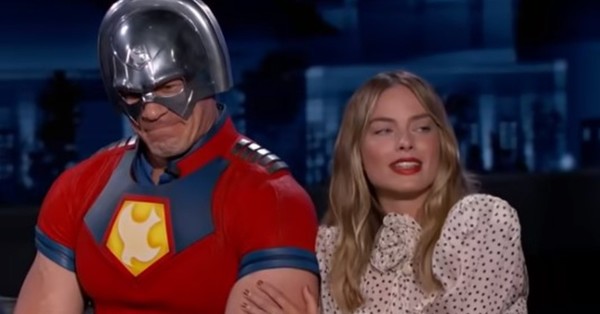 Margot Robbie durmió durante dos años con una imagen a tamaño real de John Cena - C9N