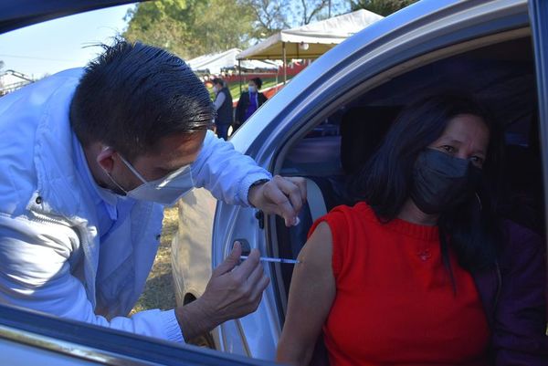 Instan a agilizar esquema de vacunación por combatir variante delta - Nacionales - ABC Color