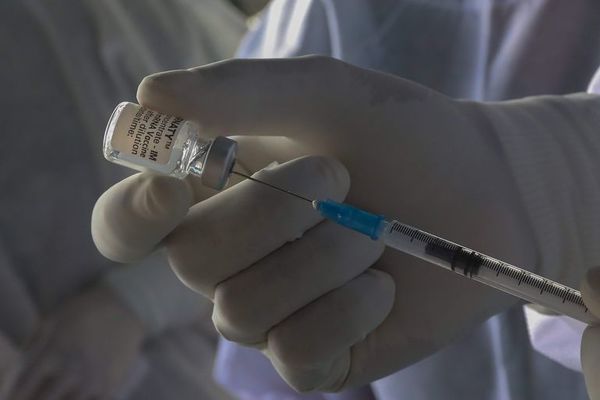 Vacunas COVID: Intercambiabilidad con la Sputnik V “aún no está respaldada”, asegura infectóloga - Periodísticamente - ABC Color