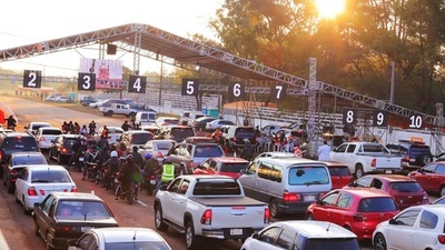 Anuncian pausa en megavacunatorio del autódromo desde este martes