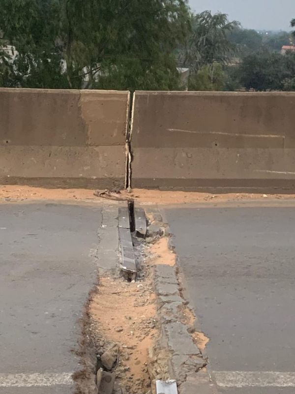 Grieta en viaducto de Limpio genera preocupación   - Nacionales - ABC Color