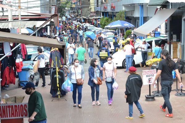 Ciudad del Este: recuperación del comercio con proyección incierta  - ABC en el Este - ABC Color