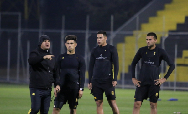 Diario HOY | Prepara medio potencial para el debut en la Copa Paraguay