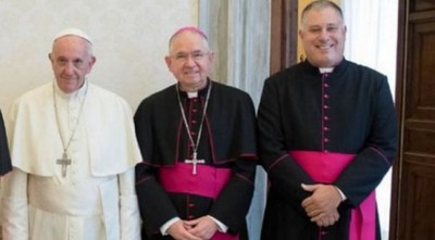 Alto monseñor católico usaba app de citas y frecuentaba bares gay