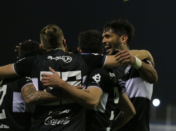 Olimpia golea en el cierre de la segunda fecha del Clausura | .::Agencia IP::.