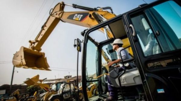 Ofrecen cursos de manejo de máquinas pesadas en la ciudad de Horqueta