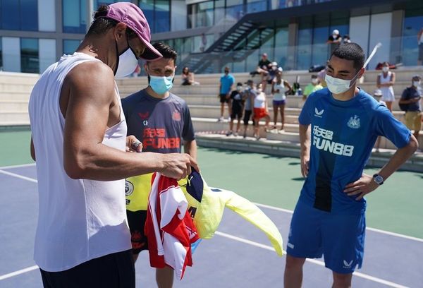Miguel Almirón y su gentileza con Rafael Nadal