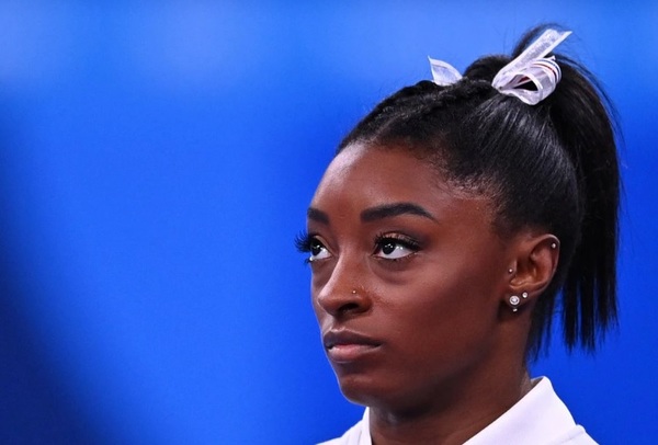 ¡Qué quilombo! Simone Biles lo confesó todo y esta es la razón por la que dejó la final de gimnasia en los JJOO