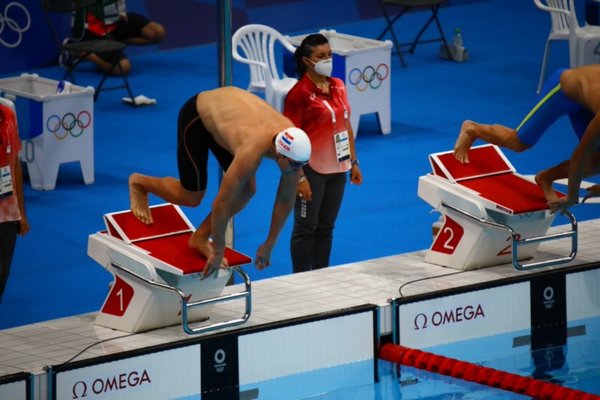 Benjamin Hockin; séptimo en su heat, pero con revancha para el jueves