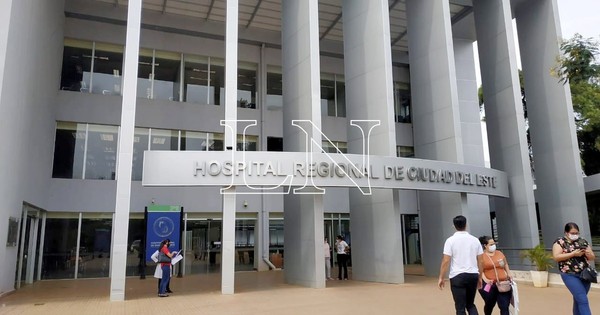 La Nación / Sigue la disminución de internados por COVID-19 en el Hospital Regional de CDE