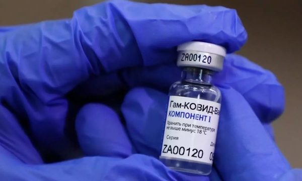 Ante incertidumbre con Sputnik V, salud analiza combinar vacunas o revacunar