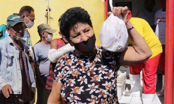 Colas para hacerse con un hueso de carne: el hambre se dispara en Brasil – Prensa 5