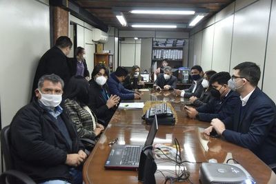 Denuncian que hay más dinero malversado en la gobernación de Central - Nacionales - ABC Color