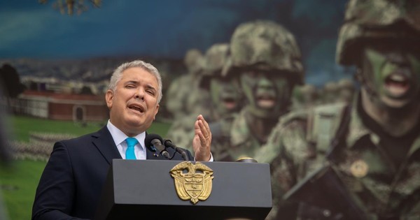La Nación / Colombia pide a EEUU declarar a Venezuela “promotor del terrorismo”