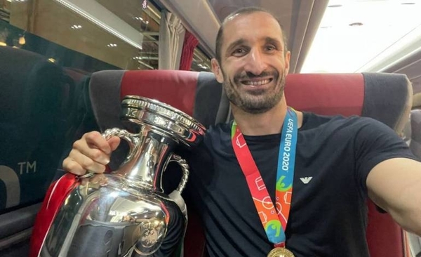 Diario HOY | Chiellini seguirá en el Juventus, según Agnelli