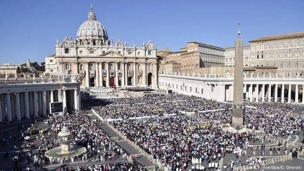 Diario HOY | El Vaticano abre el juicio contra el poderoso cardenal Angelo Becciu