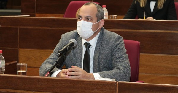 La Nación / Itaipú: Contralor ratifica en el Congreso que la deuda con el Brasil es absolutamente ilegal