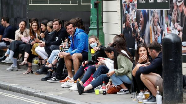 "No porque tengamos las dos dosis vamos a bajar la guardia", advierte doctora Cristina Torales - ADN Digital