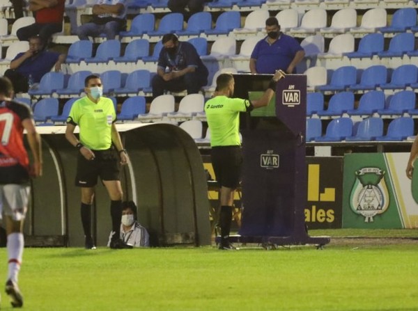 Análisis arbitral de la fecha 2 - APF