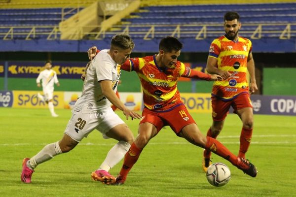 Cristóbal Colón vuelve a eliminar a un equipo de Primera por penales | OnLivePy