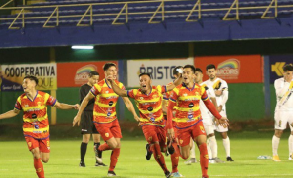 Diario HOY | Apenas inicia la Copa Paraguay y Colón brinda el primer golpazo
