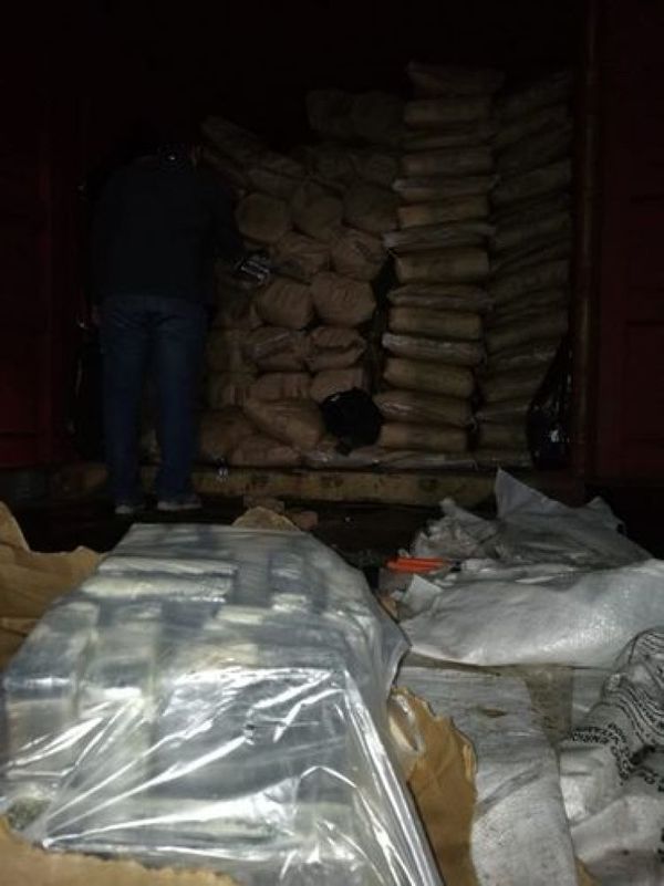 Decomisan gran cantidad de cocaína en depósito de Fernando de la Mora