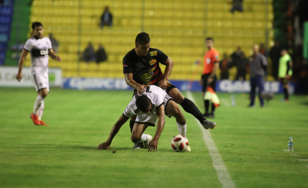 Diario HOY | Colón, experto en eliminar a los grandes desde los doce pasos