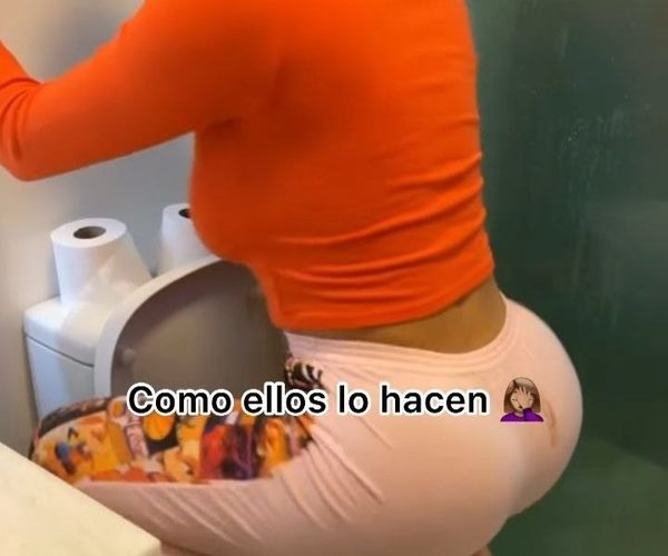 Jaz Mernes “muestra” cómo hacen pipí loperro (video)