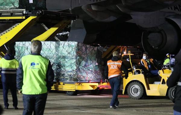 Llegó al país un lote más de vacunas donadas por Estados Unidos
