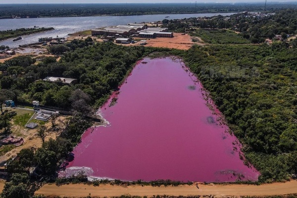 Laguna Cerro, sin remedio; el caso está parado en tribunal