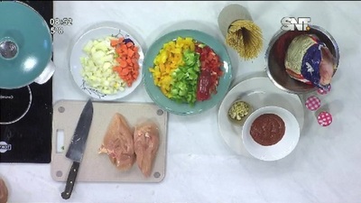 Cocina LMCD: Tallarín con PollosKzero - SNT