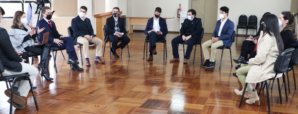 MIC y la UIP Joven buscan expandir las industrias y empresas del país | .::Agencia IP::.