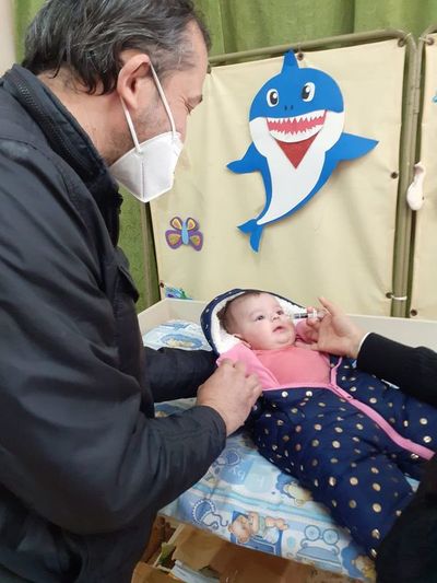 Tras desabastecimiento, finalmente niños menores de un año pueden vacunarse contra el rotavirus - Nacionales - ABC Color
