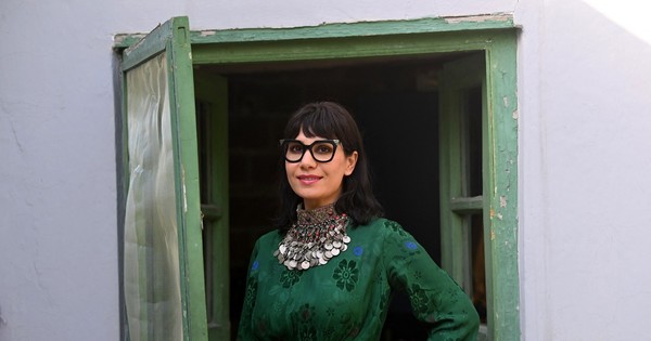 La Nación / “¿Estaré viva mañana?”: el desafío de ser artista y mujer en Kabul