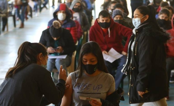 Diario HOY | ¿Qué pasará con aquellos que no lograron aplicarse la primera dosis anticovid?