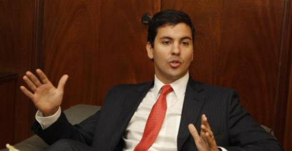 “Estamos lejos de decir que la economía paraguaya se recuperó”, sostiene Santiago Peña | Ñanduti