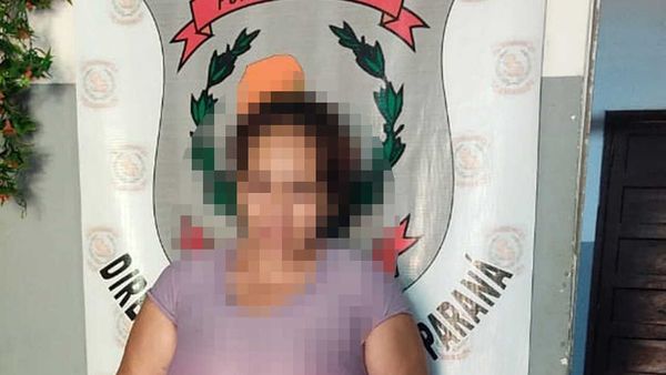 Doña se hizo pasar por vendedora de cabello y peló a compradores