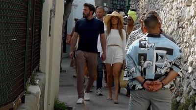 Diario HOY | Jennifer Lopez y Ben Affleck pasean de la mano por la isla de Capri