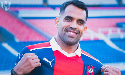 Carlos Rolón es oficialmente el nuevo jugador del Ciclón de Barrio Obrero - OviedoPress