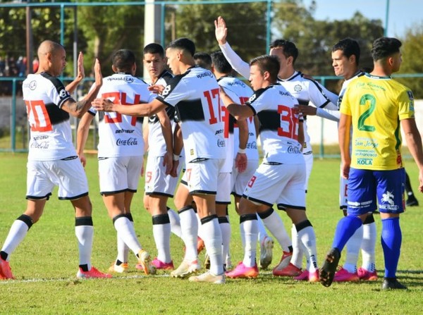 Olimpia pasó a los 16vos. de final - APF