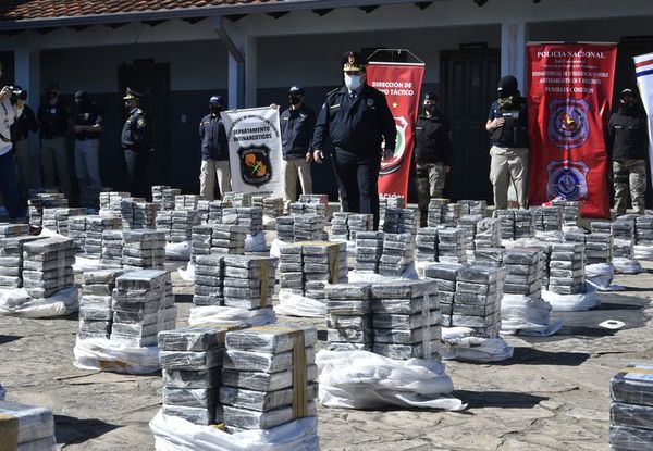Cocaína incautada sería de la misma estructura desbaratada en estancia El Tigre y hay dos sospechosos - Nacionales - ABC Color
