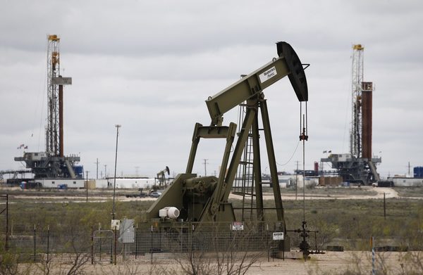 Impulsan en Costa Rica una ley para prohibir la exploración y la explotación petrolera - MarketData
