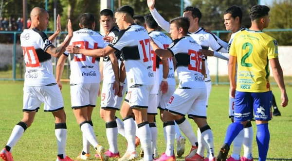 Olimpia empieza con una goleada la Copa Paraguay - Noticiero Paraguay