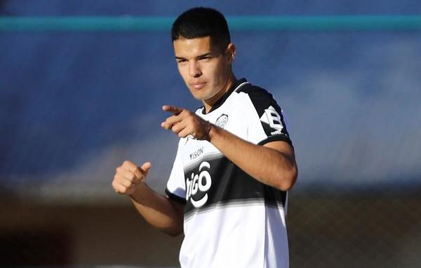 Gustavo Peralta venció la adversidad y debutó en Olimpia