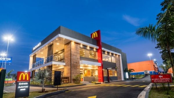 McDonald’s abre nuevo local en zona del Jockey e implementa la autogestión con kioscos digitales