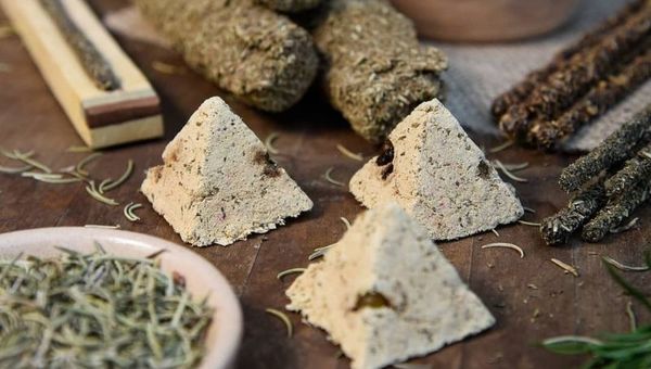 Re-store propone bienestar mediante aceites y sahumerios ecológicos